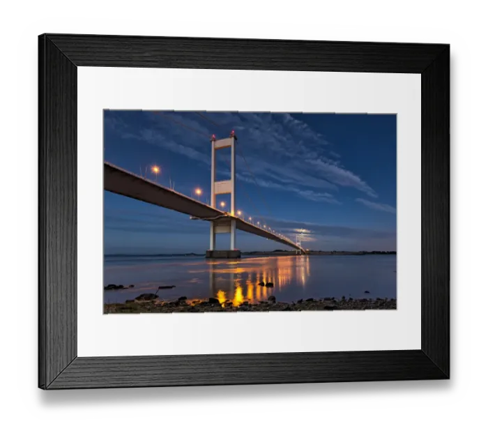 Framed Print : View of road bridge and full moon rising, Severn Bridge (First Severn Crossing), River Severn, Severn Estuary Framed Print : View of road bridge and full moon rising, Severn Bridge (First Severn Crossing), River Severn, Severn Estuary