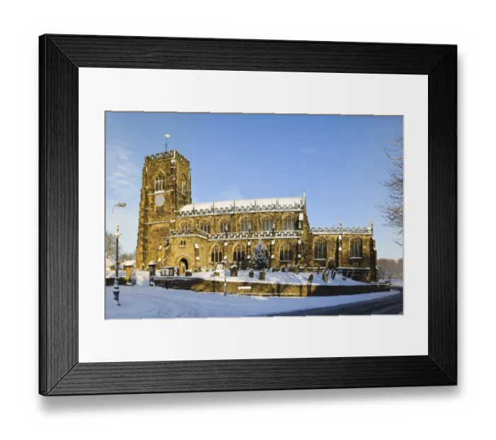Framed Print : 15th century church in snow on sunny day, St. Marys Church, Thirsk, North Yorkshire, England, January