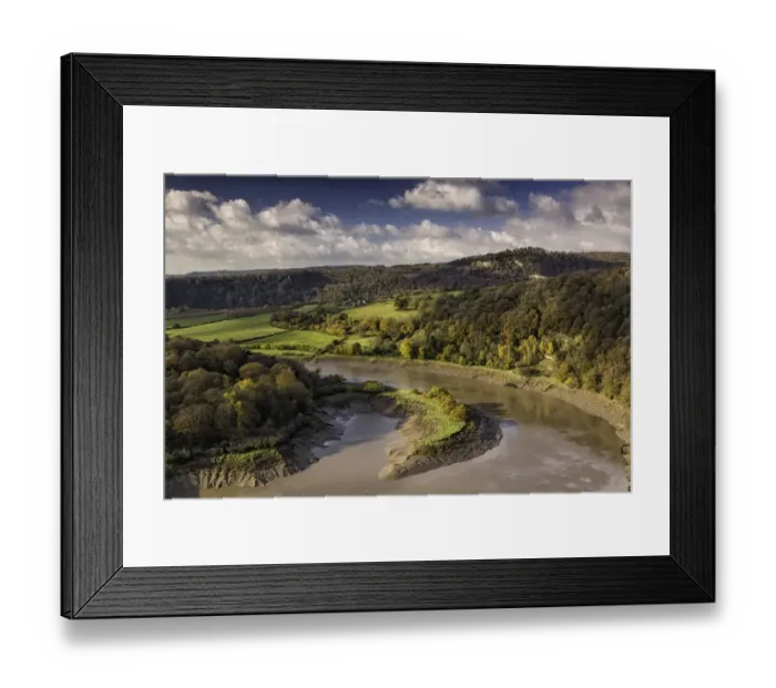 Framed Print : View of river, farmland and woodlands, Wintourss Leap, River Wye, Wye Valley, near Chepstow, South Wales, November Framed Print : View of river, farmland and woodlands, Wintourss Leap, River Wye, Wye Valley, near Chepstow, South Wales, November