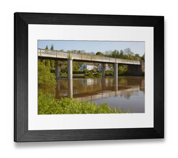 Framed Print : View of bridge with village on riverbank, Brockweir Bridge, Brockweir, River Wye, Lower Wye Valley, Forest of Dean Framed Print : View of bridge with village on riverbank, Brockweir Bridge, Brockweir, River Wye, Lower Wye Valley, Forest of Dean