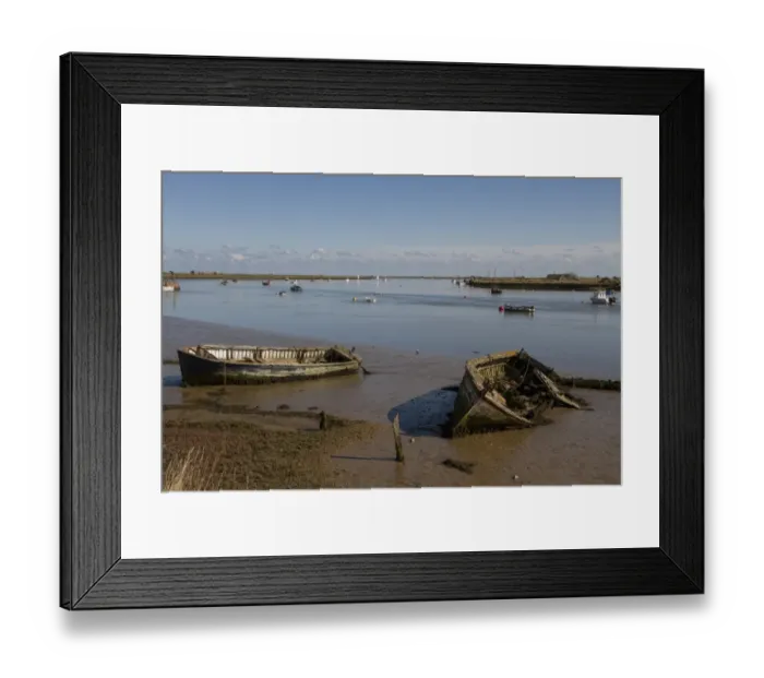 Framed Print : Abandoned boats on the mud flats of the River Ore near Orford, Suffolk. Orford ness on the right Framed Print : Abandoned boats on the mud flats of the River Ore near Orford, Suffolk. Orford ness on the right