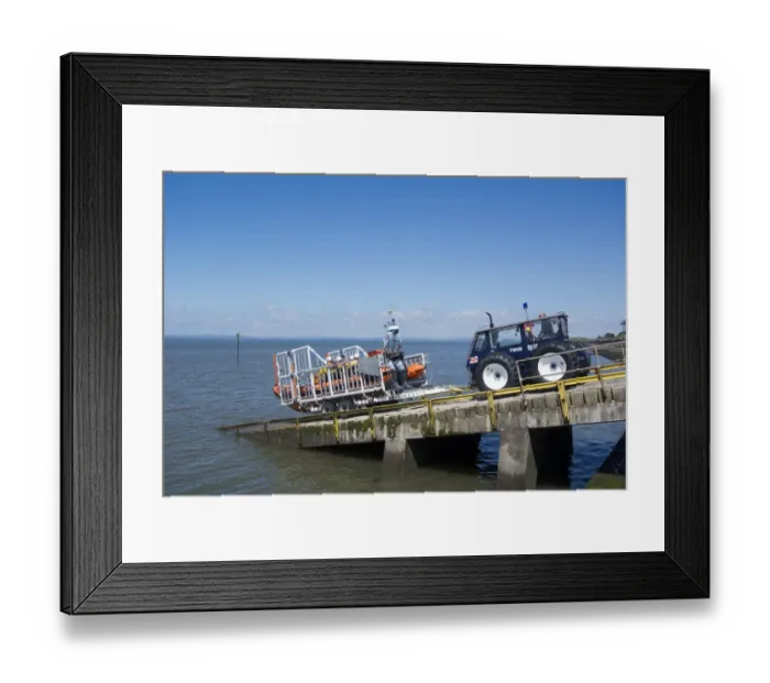 Framed Print : RNLI B-class Atlantic 85 rigid inflatable lifeboat, being launched from slipway, Silloth, Solway Bay, Cumbria, England