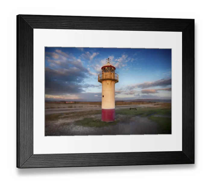 Framed Print : Restored cast iron lighthouse, Hodbarrow Lighthouse, Hodbarrow Point, Duddon Estuary, Haverigg, Cumbria, England