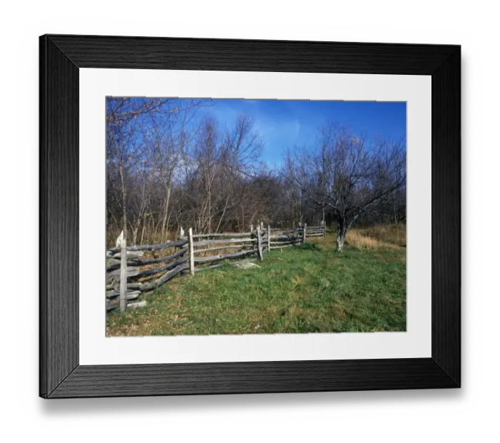 Framed Print : Tennessee Wooden Picket fencing - Great Smoky Mountains / Appalachians, USA