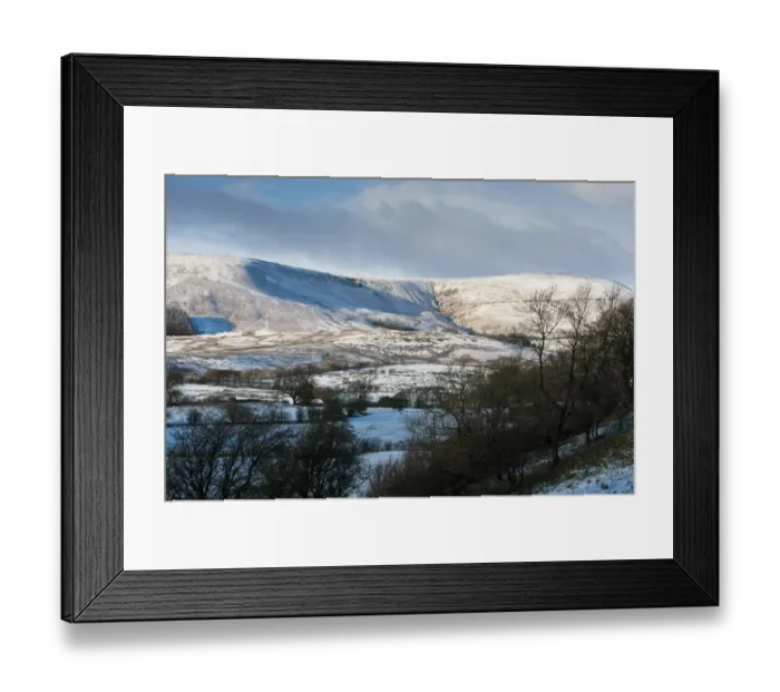 Framed Print : View of snow covered farmland and fell, looking towards Fair Oak Fell (left) Whitmore Fell (centre) and Totridge Fell from Long Knots, Whitewell, Lancashire, England, december