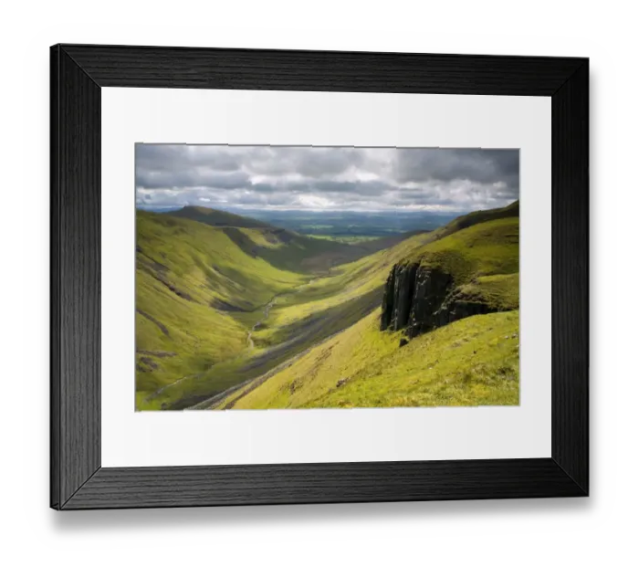 Framed Print : View of U-shaped valley, looking towards Eden Valley, High Cup Nick, North Pennines, Cumbria, England, may Framed Print : View of U-shaped valley, looking towards Eden Valley, High Cup Nick, North Pennines, Cumbria, England, may