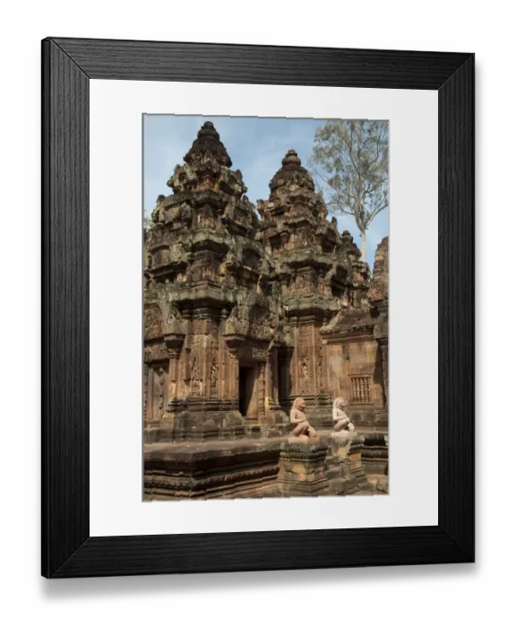 Framed Print : Deity guardian sculptures in Khmer Hindu temple, Banteay Srei, Angkor, Siem Riep, Cambodia