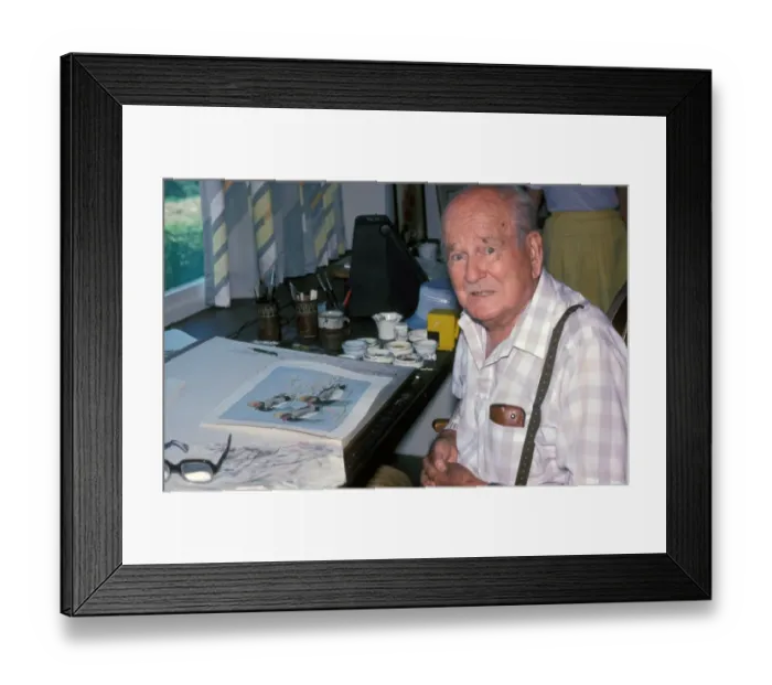 Framed Print : Wildlife artist Dr Noel Cusa