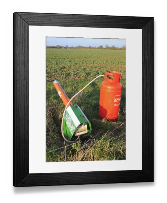 Framed Print : Gas-gun, gas powered bird scarer at edge of arable field, Bacton, Suffolk, England, march Framed Print : Gas-gun, gas powered bird scarer at edge of arable field, Bacton, Suffolk, England, march