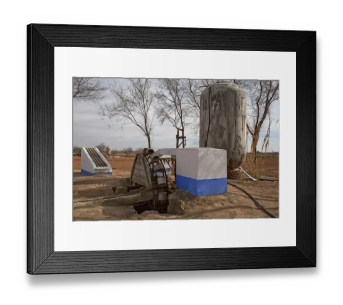 Framed Print : Disused well and old vats for collecting rainwater on vineyard, La Mancha, Spain Framed Print : Disused well and old vats for collecting rainwater on vineyard, La Mancha, Spain
