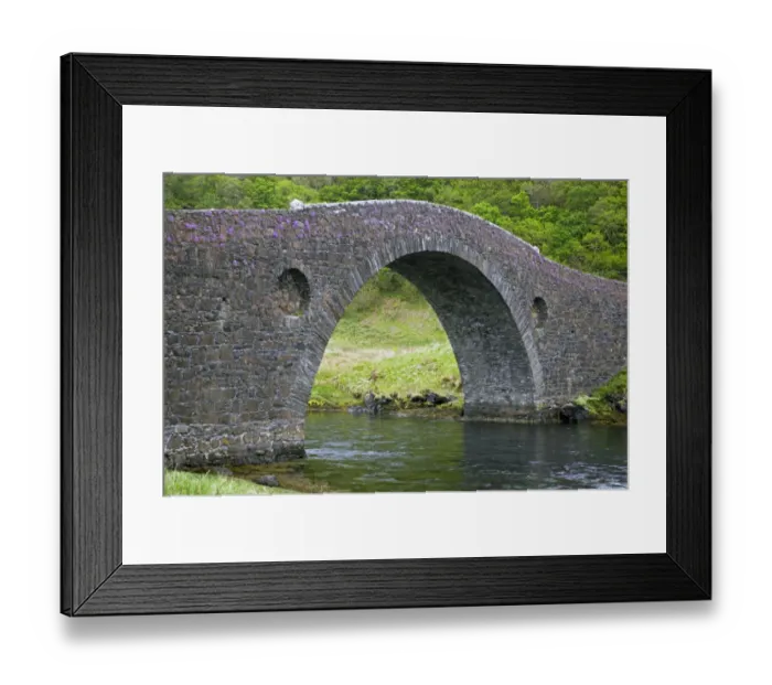 Framed Print : Clachan Bridge, known as The Bridge Over the Atlantic as it crosses tiny channel of Atlantic, Clachan Sound, Argyll Framed Print : Clachan Bridge, known as The Bridge Over the Atlantic as it crosses tiny channel of Atlantic, Clachan Sound, Argyll
