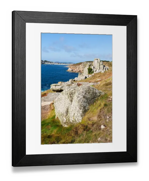 Framed Print : View along rocky coast, from Dutchmans Carn at Peninnis Head to Porthcressa Beach, St. Mary s, Isles of Scilly, England Framed Print : View along rocky coast, from Dutchmans Carn at Peninnis Head to Porthcressa Beach, St. Mary s, Isles of Scilly, England