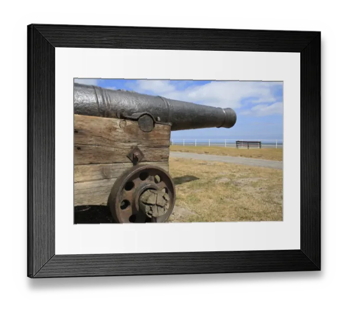 Framed Print : 18th Century 18-pounder gun on seafront of seaside town, Gun Hill, Southwold, Suffolk, England, may Framed Print : 18th Century 18-pounder gun on seafront of seaside town, Gun Hill, Southwold, Suffolk, England, may