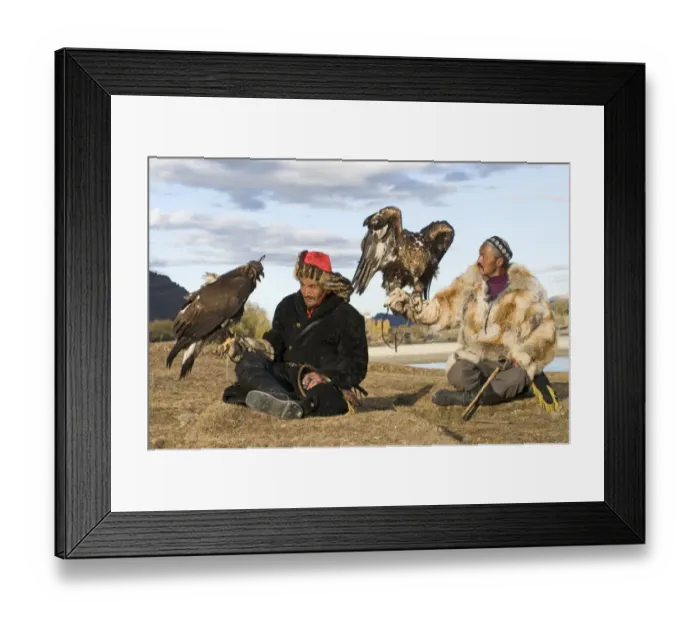 Framed Print : Kazakh hunters with Golden Eagles (Aquila chrysaetos), Altai Mountains, Bayan-Ulgii, Western Mongolia, october Framed Print : Kazakh hunters with Golden Eagles (Aquila chrysaetos), Altai Mountains, Bayan-Ulgii, Western Mongolia, october