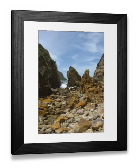 Framed Print : Rocky coastal habitat, Featherbed Nature Reserve, Knysna, Western Cape, South Africa