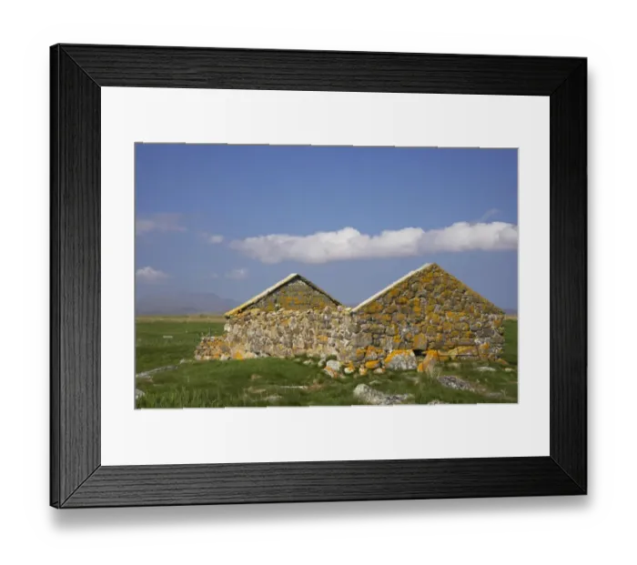 Framed Print : Old abandoned croft, South Uist, Outer Hebrides, Scotland Framed Print : Old abandoned croft, South Uist, Outer Hebrides, Scotland