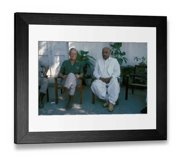 Framed Print : HUMANS EUROPEAN Guy Mountford with Nawab of Kalabagh, West Pakistan - 1966 Framed Print : HUMANS EUROPEAN Guy Mountford with Nawab of Kalabagh, West Pakistan - 1966