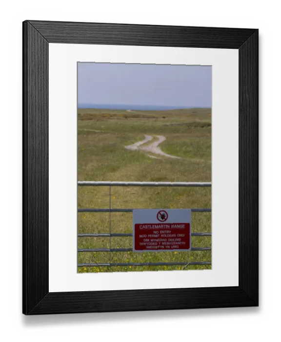 Framed Print : No Entry, MOD Permit Holders Only bilingual sign on gate at coastal military firing range, Castlemartin Range Framed Print : No Entry, MOD Permit Holders Only bilingual sign on gate at coastal military firing range, Castlemartin Range