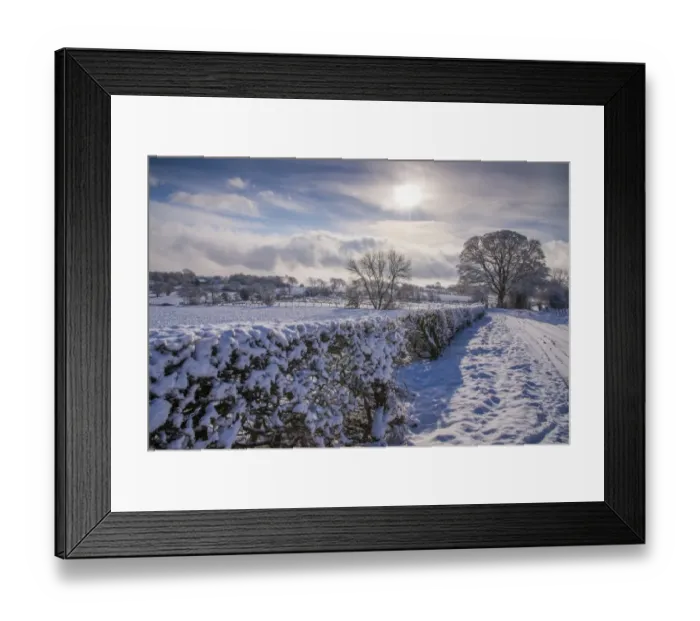 Framed Print : View of hedgerow and farmland covered with snow, Whitewell, Clitheroe, Forest of Bowland, Lancashire, England, January