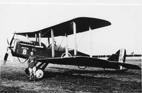 Airco DH4, (on the ground, forward view)