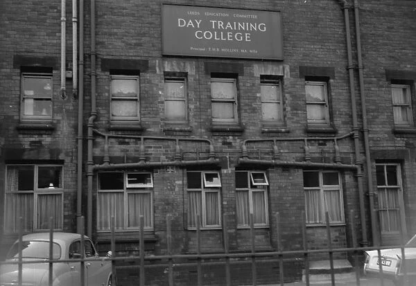 Day Training College