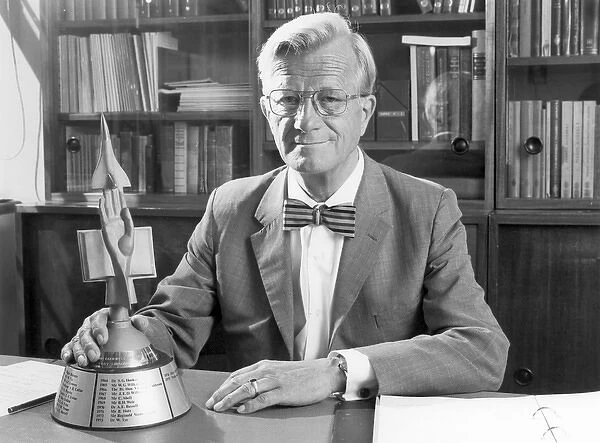 Dr Dietrich Kuchemann CBE FRS FRAeS (1911-1976)