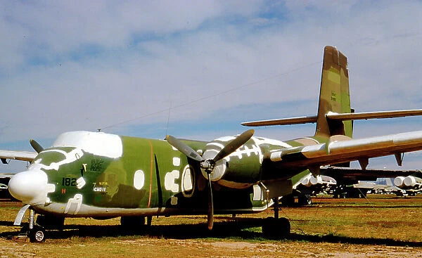 de Havilland Canada C-7B Caribou 62-4182