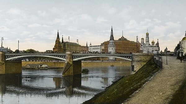 Moscow  /  Kremlin  /  Bridge