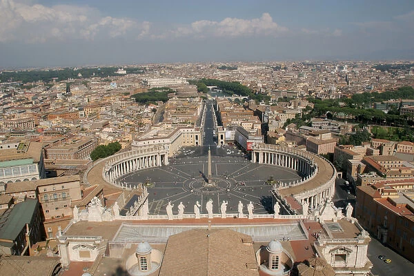 St Peters square at the Vatican. Built by Gian Lorenzo Ber