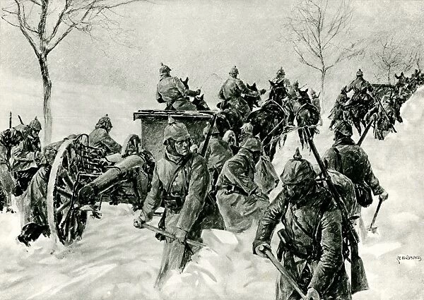 WW1 - Eastern Front - German soldiers advance in snow