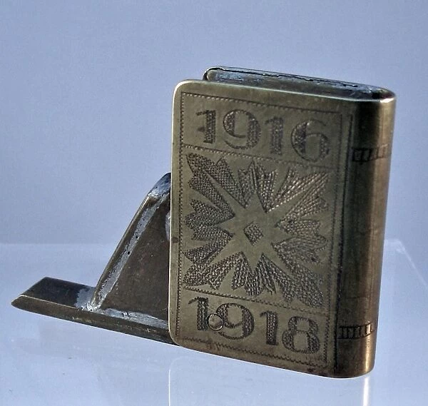 WW1 novelty lighter in the shape of a book