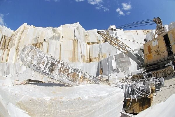Marble quarrying