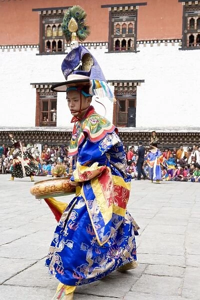 Buddhist festival (Tsechu), Trashi Chhoe Dzong, Thimphu, Bhutan, Asia
