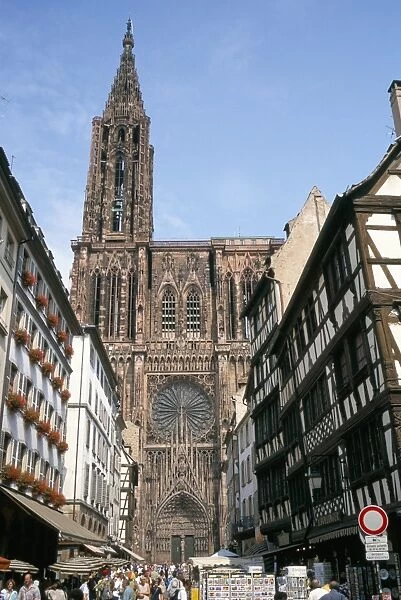 Gothic Christian cathedral dating from the 12th to 15th centuries, Strasbourg