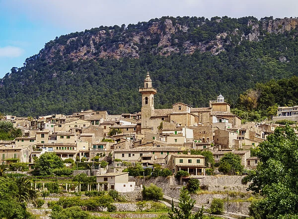 Valldemossa townscape, Mallorca (Majorca), Balearic Islands, Spain, Mediterranean, Europe