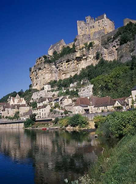 10050894. FRANCE Aquitaine Dordogne Beynac et Cazenac medieval village