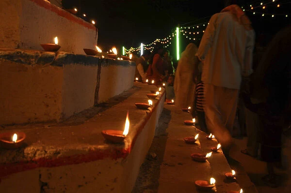 20063571. india, uttar pradesh, varanasi, deep diwali festival