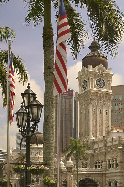20068488. MALAYSIA Kuala Lumpur The Sultan Abdul Samad Building with palm tree flag