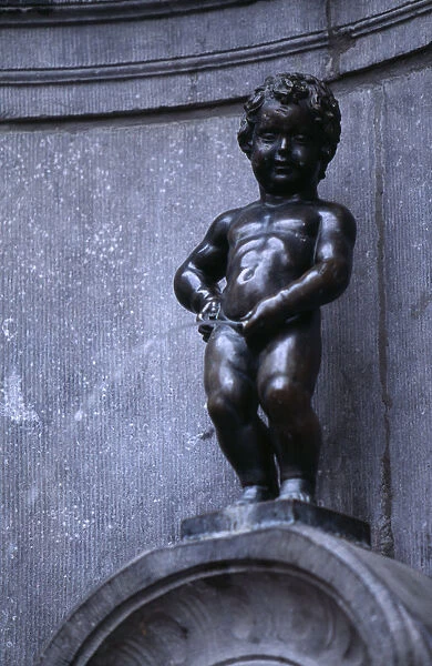 20081550. BELGIUM Brabant Brussels The Manneken-Pis statue.  