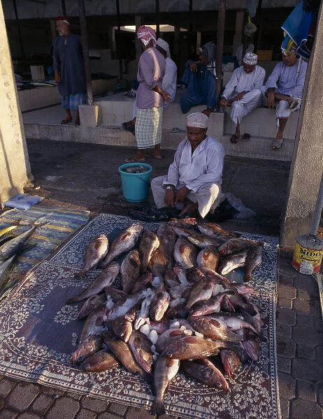 20086524. UAE Oman Muscat Mutrah fish market