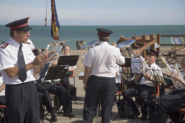 20088219. ENGLAND West Sussex Worthing The Salvation Army band playing on the seafront