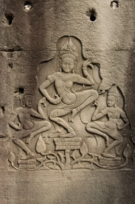 Framed Print : Bas-relief of Apsaras (dancing girls) in Khmer tem Bayon, Angkor Thom, Siem Riep, Cambodia Framed Print : Bas-relief of Apsaras (dancing girls) in Khmer tem Bayon, Angkor Thom, Siem Riep, Cambodia