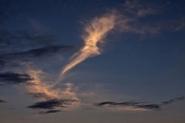cirrus is the name given to high level clouds, these formations indicate the presence of moisture at high levels