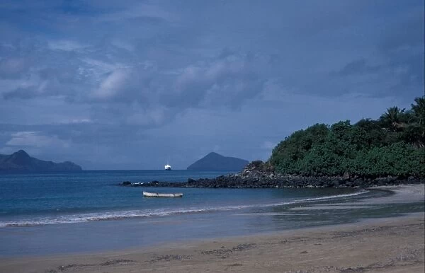 Coromos Islands Coastline. Moheli
