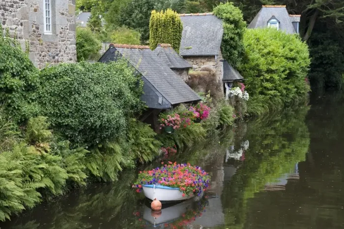 Framed Print : Decorative floral boat in river, Pontrieux, Cotes-d Armor, Brittany, France, September Framed Print : Decorative floral boat in river, Pontrieux, Cotes-d Armor, Brittany, France, September