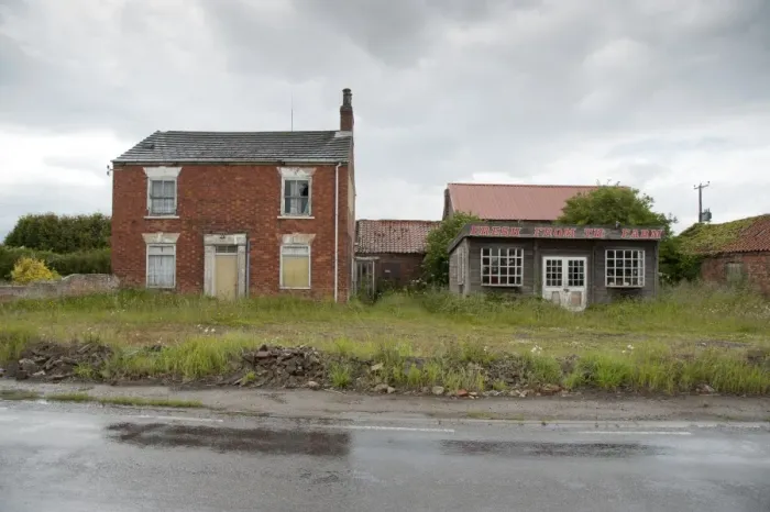 Framed Print : Derelict house and disused farm shop, Haxey, Isle of Axholme, Lincolnshire, England, june Framed Print : Derelict house and disused farm shop, Haxey, Isle of Axholme, Lincolnshire, England, june