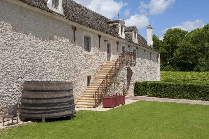 Framed Print : Estate building at vineyard, Chateau de Pommard, Burgundy, France, june Framed Print : Estate building at vineyard, Chateau de Pommard, Burgundy, France, june
