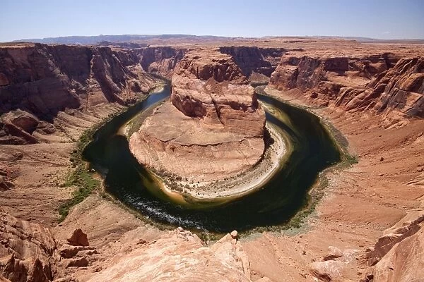 Horseshoe bend overlook, the Colorado River in Glen Canyon is making a 270 curve in an entrenched meander