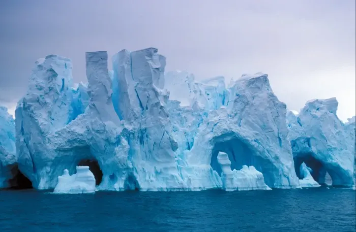 Framed Print : Iceberg in Paradise Bay, Antarctic Framed Print : Iceberg in Paradise Bay, Antarctic