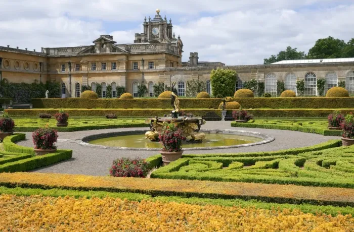 Framed Print : Italianate gardens with fountain and country house, Blenheim Palace, Woodstock, Oxfordshire, England, June Framed Print : Italianate gardens with fountain and country house, Blenheim Palace, Woodstock, Oxfordshire, England, June